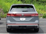 New 2025 Volkswagen Atlas Peak Edition SE image 5