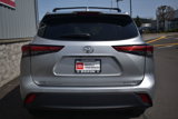 Used 2023 Toyota Highlander XLE image 6
