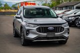 Used 2023 Ford Escape Platinum image 2