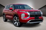 New 2025 Mitsubishi Outlander SE image 2