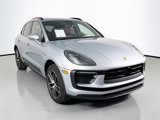 Used 2024 Porsche Macan image 3