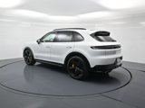 New 2026 Porsche Cayenne GTS image 3