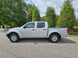 Used 2019 Nissan Frontier SV image 2