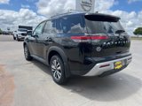 New 2025 Nissan Pathfinder SL image 5