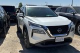 Used 2022 Nissan Rogue SV w/ SV Premium Package image 2
