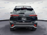 Used 2023 Toyota Highlander XSE image 4