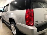 Used 2011 GMC Yukon XL SLT w/ SLT-2 Equipment Package image 3