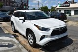 Used 2024 Toyota Highlander LE image 4