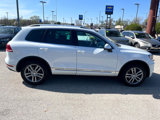 Used 2015 Volkswagen Touareg TDI image 6