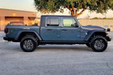 New 2025 Jeep Gladiator Mojave image 4