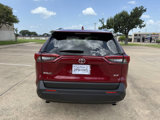 Used 2022 Toyota RAV4 XLE Premium image 5
