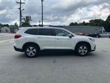 Used 2022 Subaru Ascent Premium w/ Convenience Package image 6