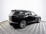 New 2026 Cadillac Vistiq Luxury image 2