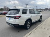 New 2025 Honda Pilot EX-L image 4