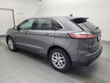 Used 2023 Ford Edge SEL image 3