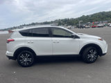 Used 2018 Toyota RAV4 LE image 2
