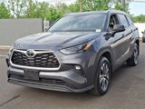 Certified 2023 Toyota Highlander XLE image 3