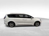 Used 2017 Chrysler Pacifica Limited w/ UConnect Theater Package image 6