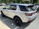 Used 2017 Land Rover Discovery Sport SE image 4