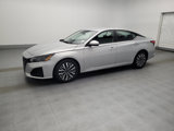 Used 2023 Nissan Altima 2.5 SV image 2