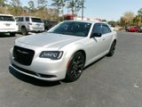 Used 2019 Chrysler 300 Touring w/ Sport Appearance Package image 4