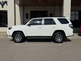 Used 2022 Toyota 4Runner TRD Off-Road image 6