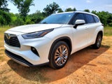 Used 2021 Toyota Highlander Platinum image 2