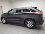 Used 2024 Ford Edge SEL image 3