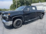 Used 2022 Chevrolet Silverado 2500 LT image 2