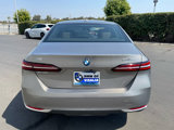 New 2026 BMW i5 eDrive40 image 4