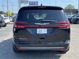 New 2025 Chrysler Pacifica Select image 6