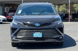 Used 2025 Toyota Sienna XLE Woodland Edition image 3
