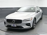 Used 2024 Volvo S60 B5 Plus image 3