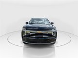 New 2025 Chevrolet Suburban LT image 3