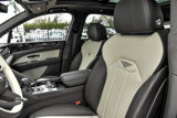 New 2024 Bentley Bentayga Plug-In Hybrid image 2