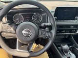 Used 2023 Nissan Rogue SV image 6