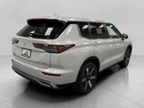 New 2025 Mitsubishi Outlander SE image 3