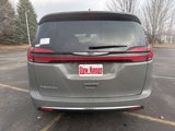 New 2025 Chrysler Pacifica Select w/ Uconnect Theater Family Group image 5
