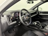 Certified 2025 Porsche Cayenne image 4