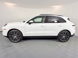 New 2025 Porsche Cayenne E-Hybrid image 2