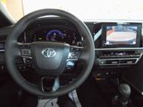 Used 2025 Toyota Camry SE image 6