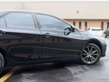 Used 2015 Toyota Camry XSE image 4