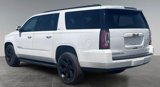 Used 2019 GMC Yukon XL SLT w/ Graphite Performance Edition image 3
