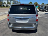 Used 2016 Chrysler Town & Country Touring image 6