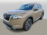 New 2025 Nissan Pathfinder Platinum image 2