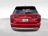Used 2024 Mitsubishi Outlander SEL image 6