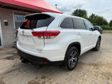 Used 2017 Toyota Highlander Plus image 4
