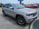 Used 2017 Jeep Grand Cherokee Limited w/ Luxury Group II image 3