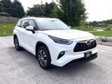Used 2021 Toyota Highlander XLE image 3