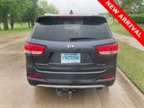 Used 2017 Kia Sorento EX image 4